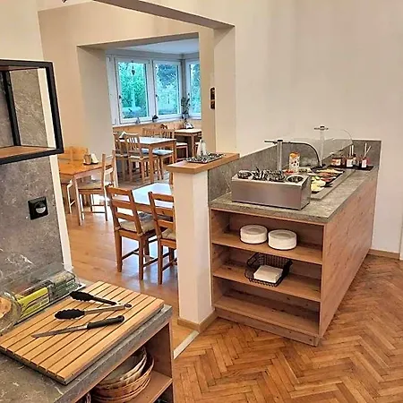 Fruehstueckshaus Wunderland Bed & Breakfast