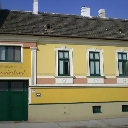 Fruehstueckshaus Wunderland Bed & Breakfast