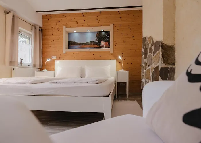 Fruehstueckshaus Wunderland Bed & Breakfast 3*